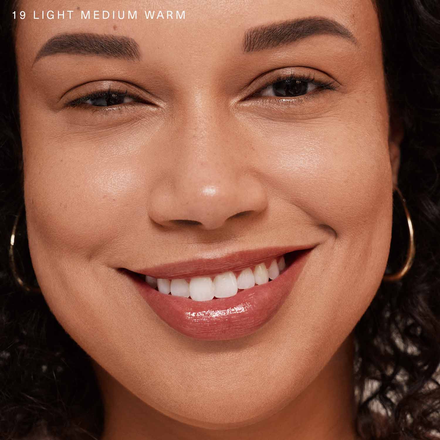 TRUE TO MYSELF NATURAL MATTE LONGWEAR FOUNDATION (BASE DE MAQUILLAJE)